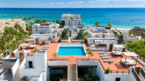 Modern 2 Bedroom Condo with Pool - Near to the Beach - Casa del Mar 113